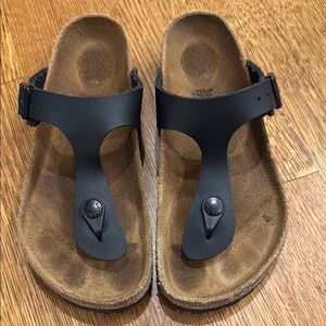 Birkenstock Gizeh Black Leather Thong Sandals size 36 barely worn